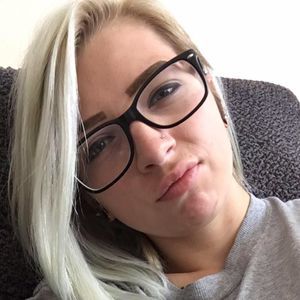 Meet your Posher, Cara