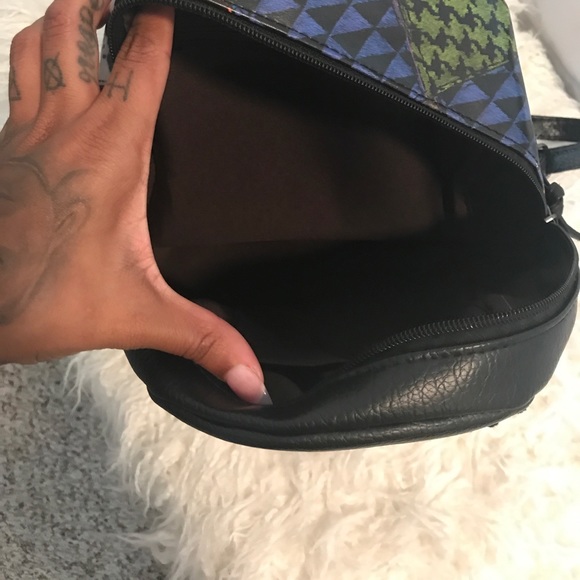 Stylish backpack! - Picture 3 of 5