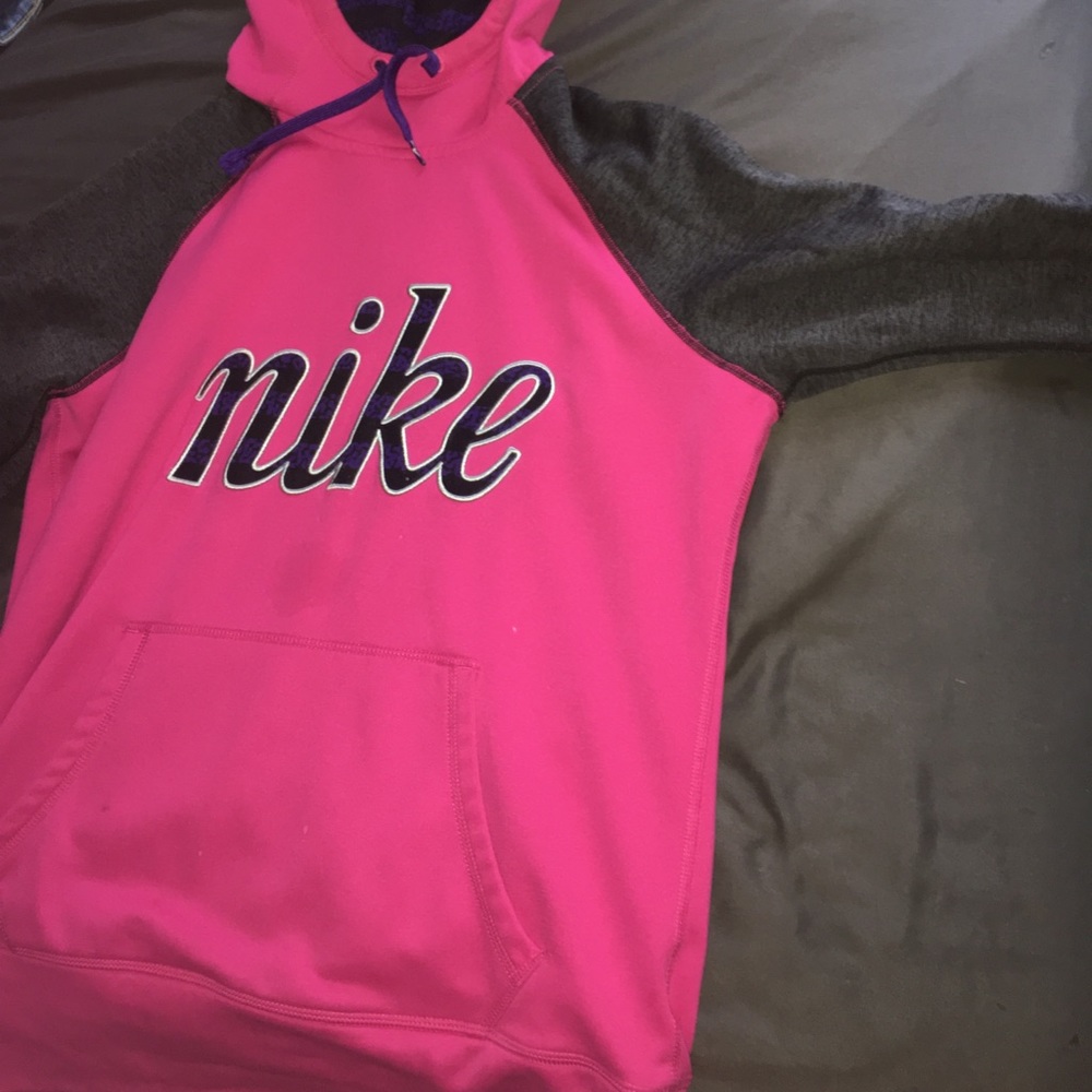 nike hoodie