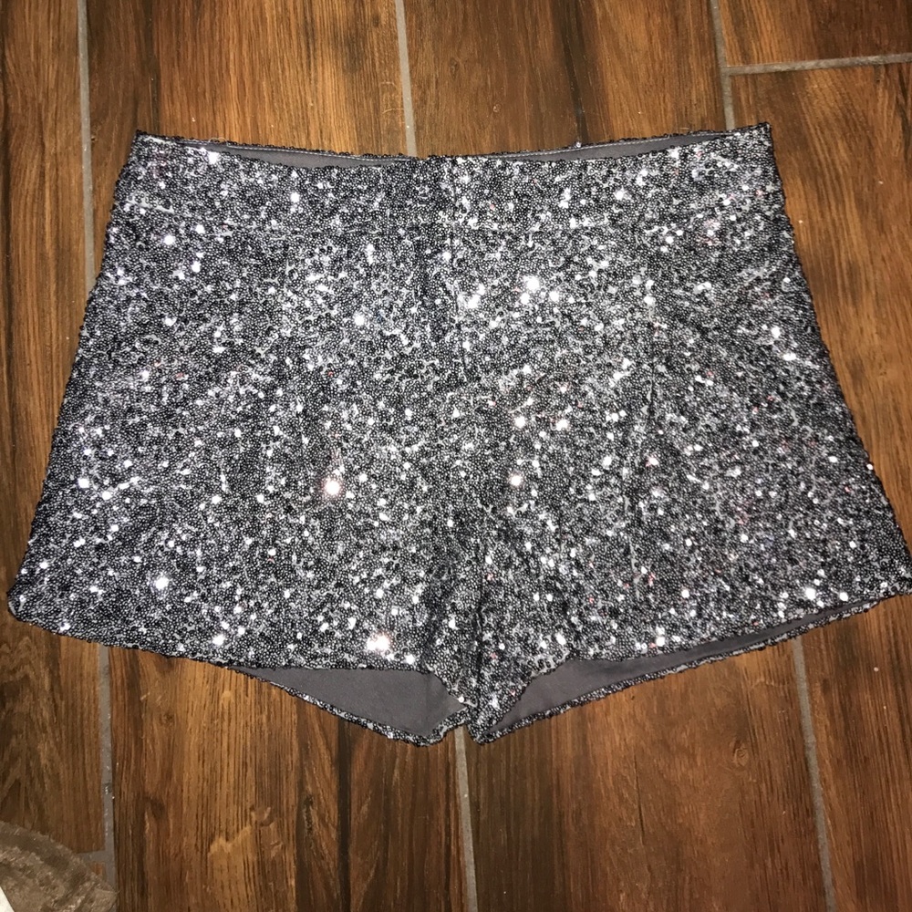 Sequin high waist shorts L