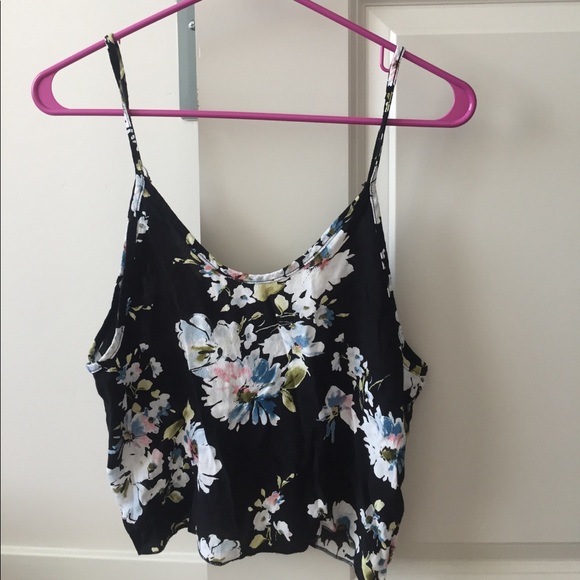Brandy Melville Tops - Brandy Melville floral tank