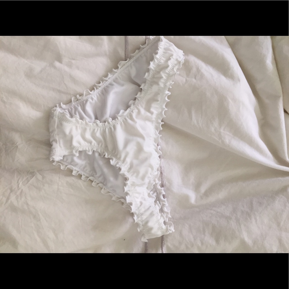 Shade and Shore Cheeky Ruffled Bottoms