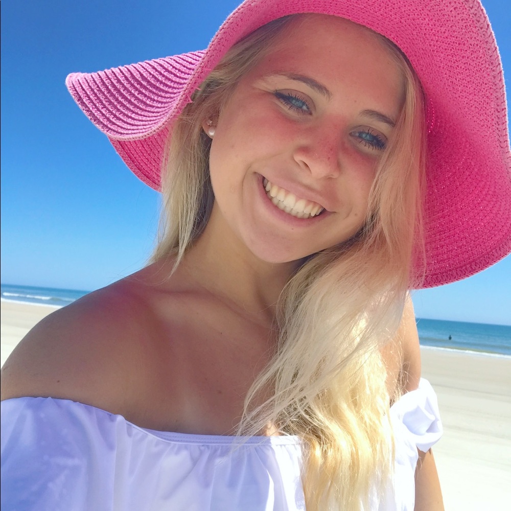 Meet your Posher, Amber