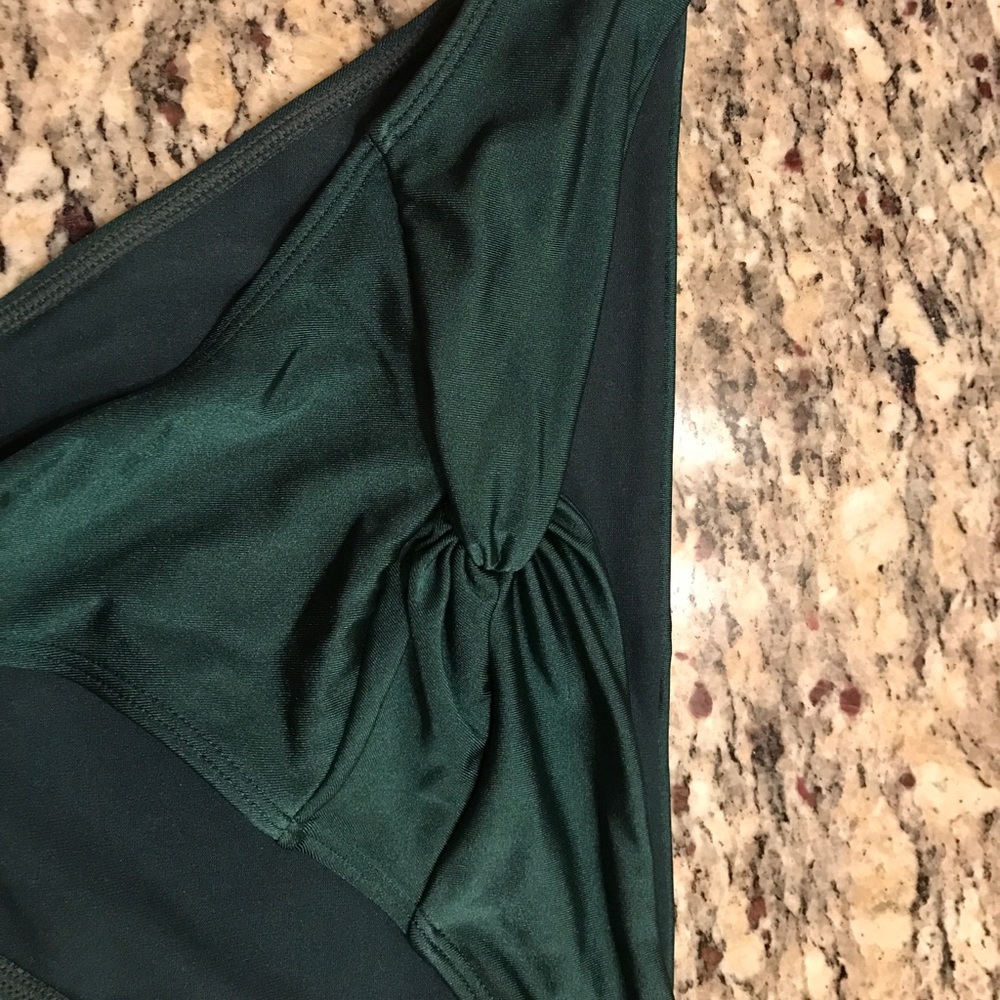 Bikini bottom - Picture 2 of 3