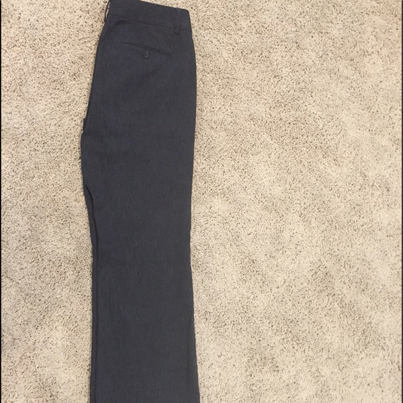 Express pants - Picture 3 of 5