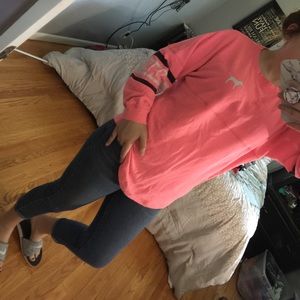 🌟NEW🌟 PINK sweatshirt