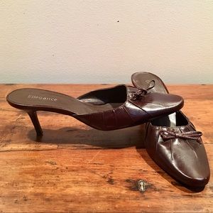 Excellent Condition Brown leather 3" wooden heel