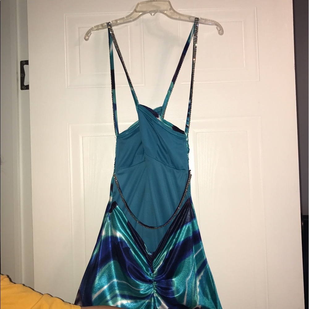 Dress! - Picture 2 of 6