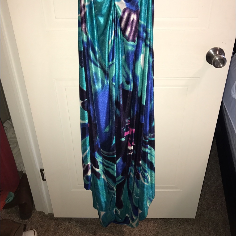 Dress! - Picture 3 of 6