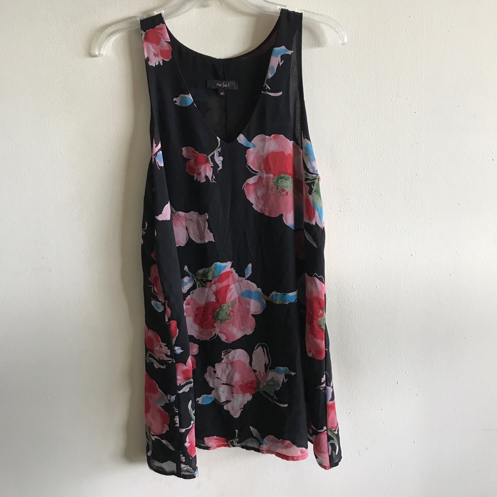 Floral sleeveless dress