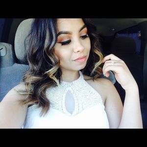 Meet your Posher, Yessenia