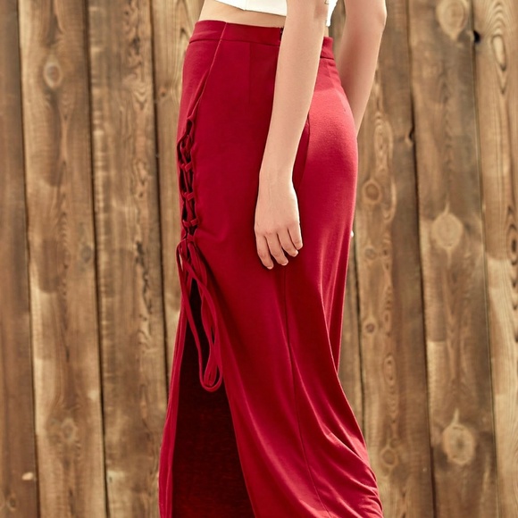 High Slit Lace Up Maxi Skirt - Picture 3 of 5