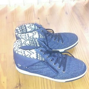 Jean's High top tennis shoes