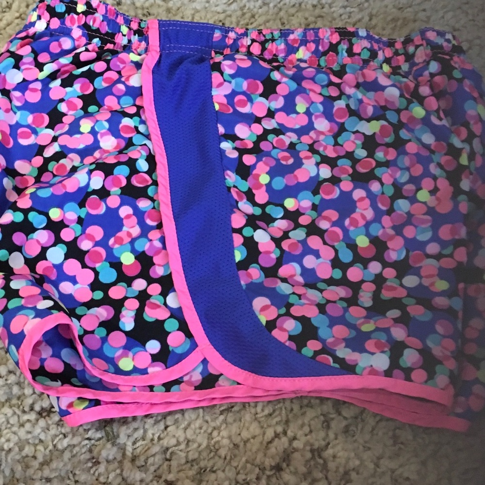 Shorts - Picture 3 of 3