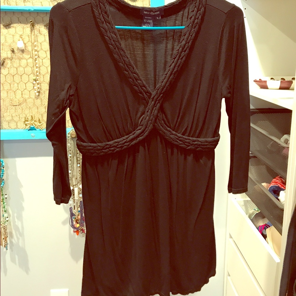 Max Edition Black 3/4 Sleeve braided v neck