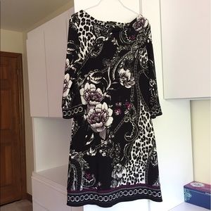 White House black market patterned dress