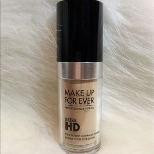 MAKEUP FOREVER HD FOUNDATION