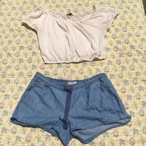 Ruffle Crop Top & Vintage Shorts Bundle