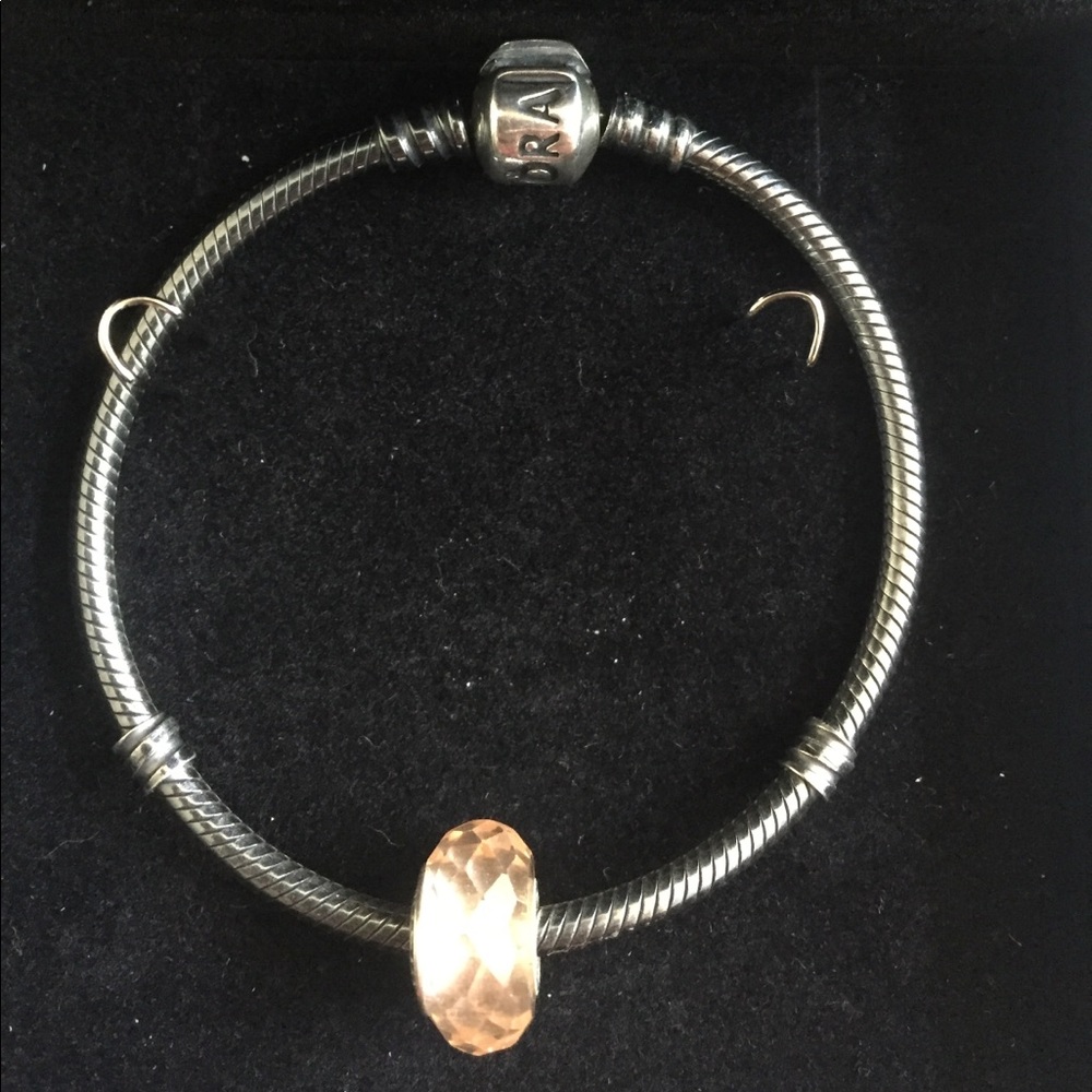 Chamilia charm