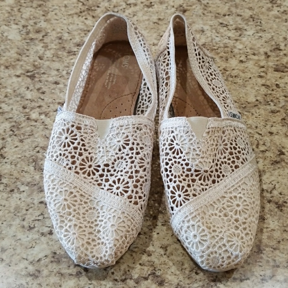 Lace crochet  toms  ivory cream