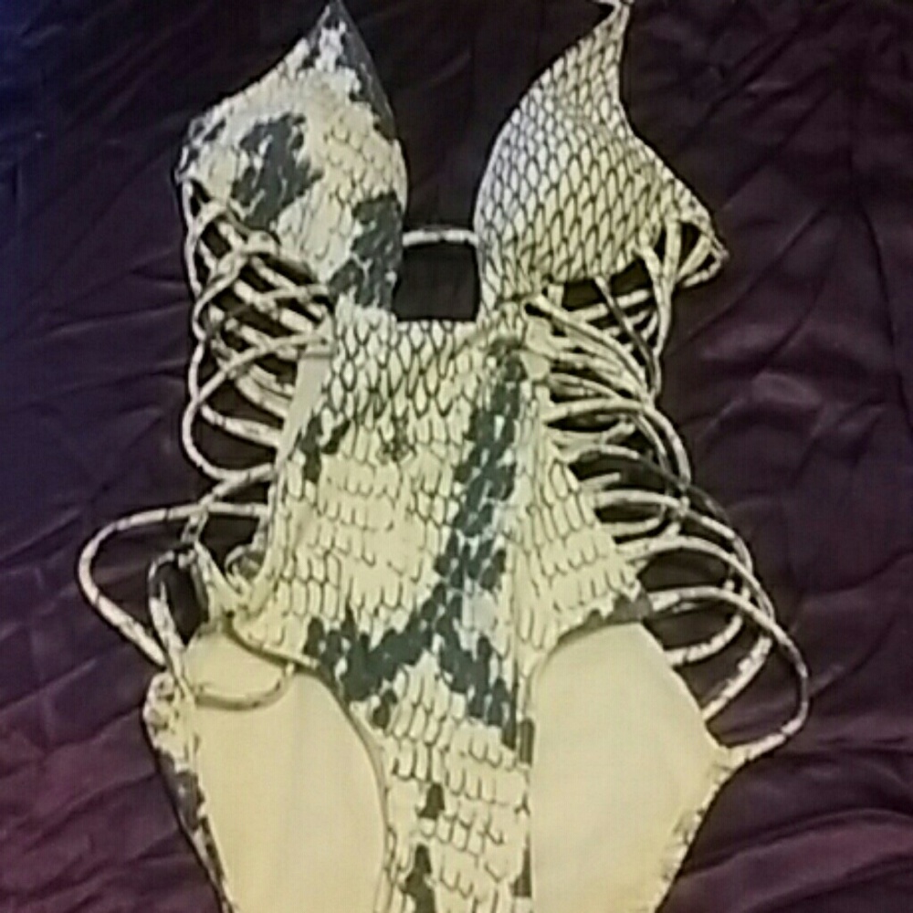 Snake printed push up Swimming suit