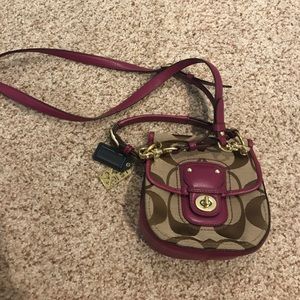 Small coach cross body authentic!!Never been used