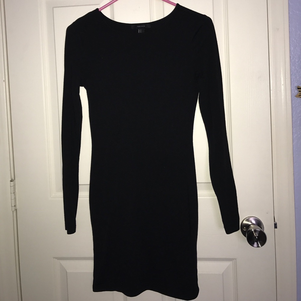Long sleeve black cotton bodycon
