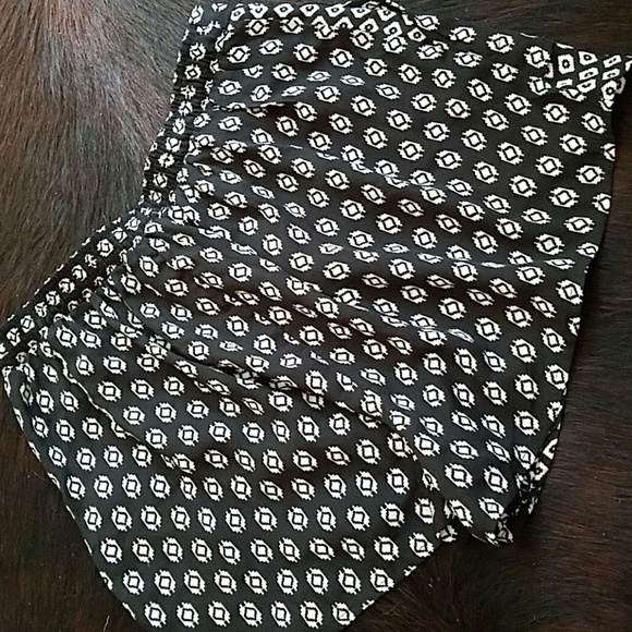 Shorts - Picture 2 of 2