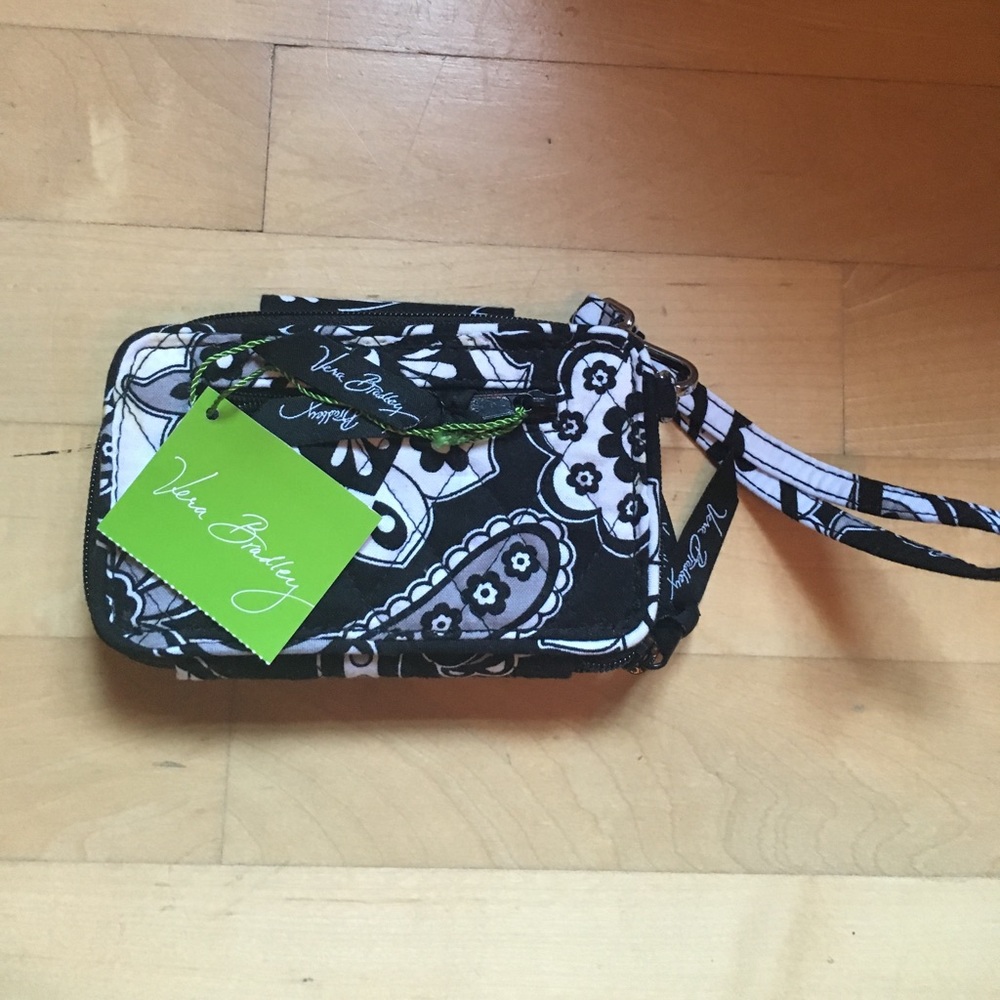 NWT Vera bradley smart phone wristlet