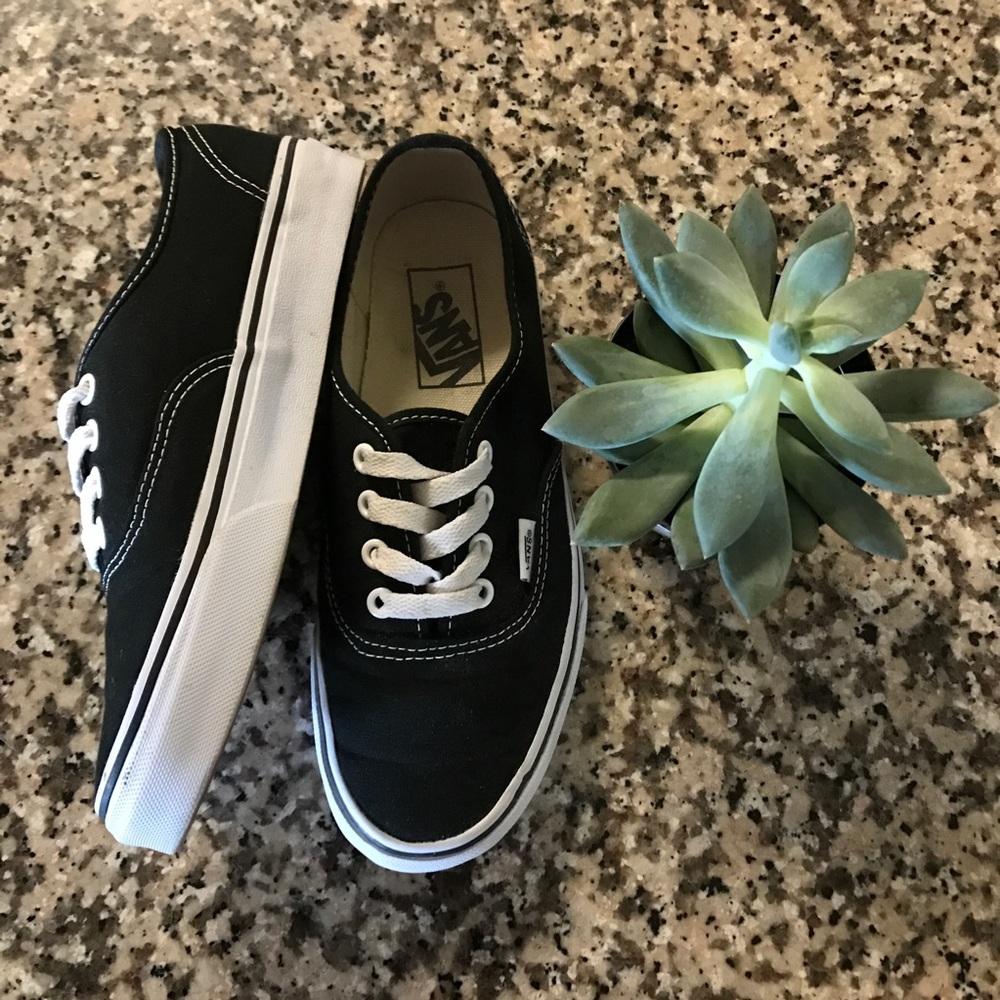 Black & White Vans