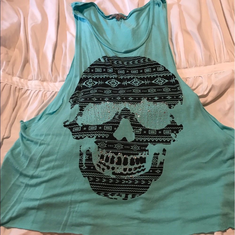 Tank - Picture 1 of 2