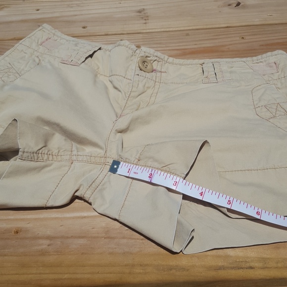 *donated* AE khaki shorts - Picture 4 of 7