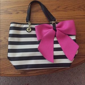 Super Cute purse!!