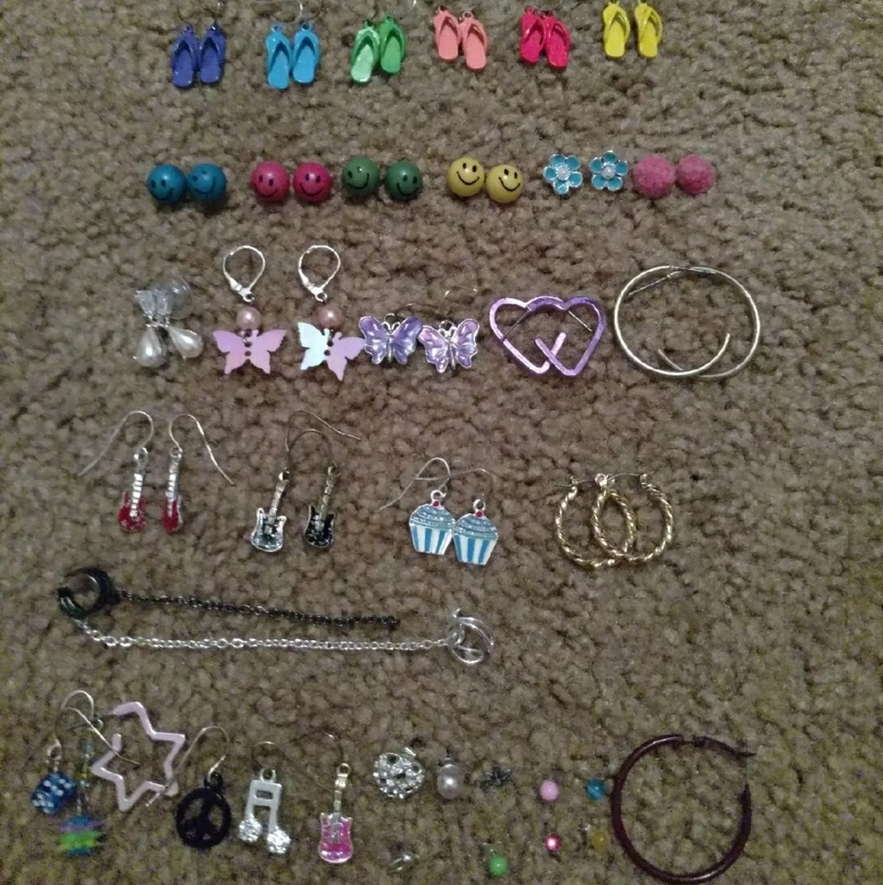 Earring lot