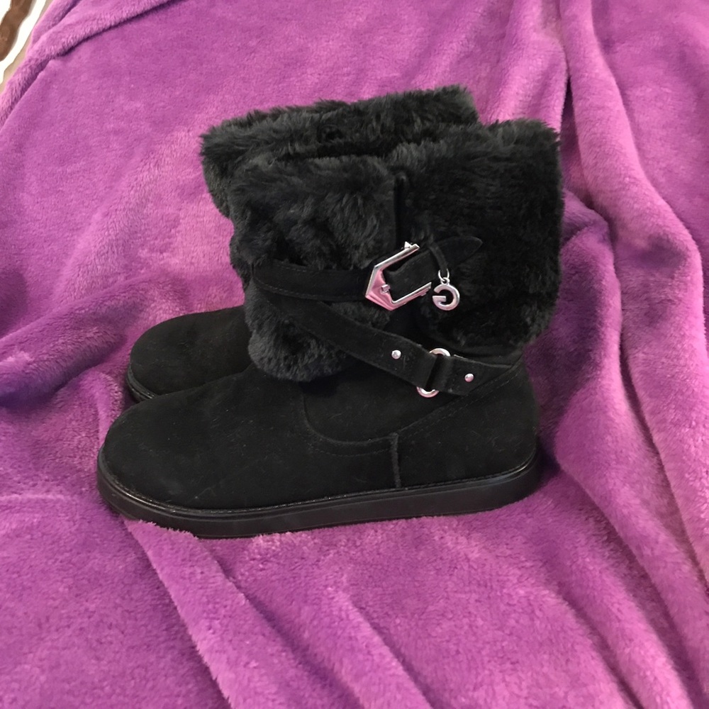 Guess boots