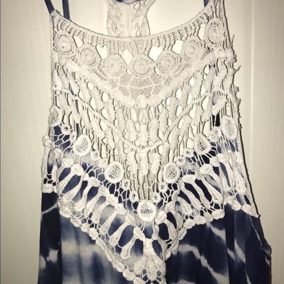 Dress - Picture 4 of 4