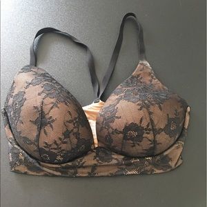Victoria's Secret Body by Victoria plunge bra