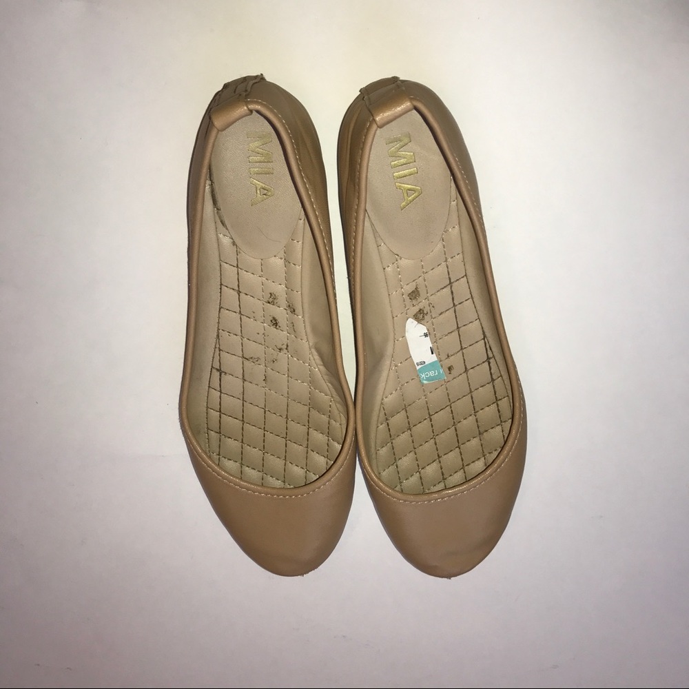 MIA beige nude flats size 8