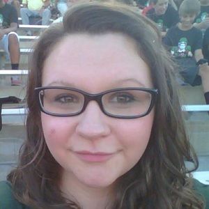 Meet your Posher, Lorena!