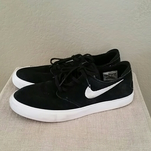 Nike Other - Nike black suede SB zoom sneakers