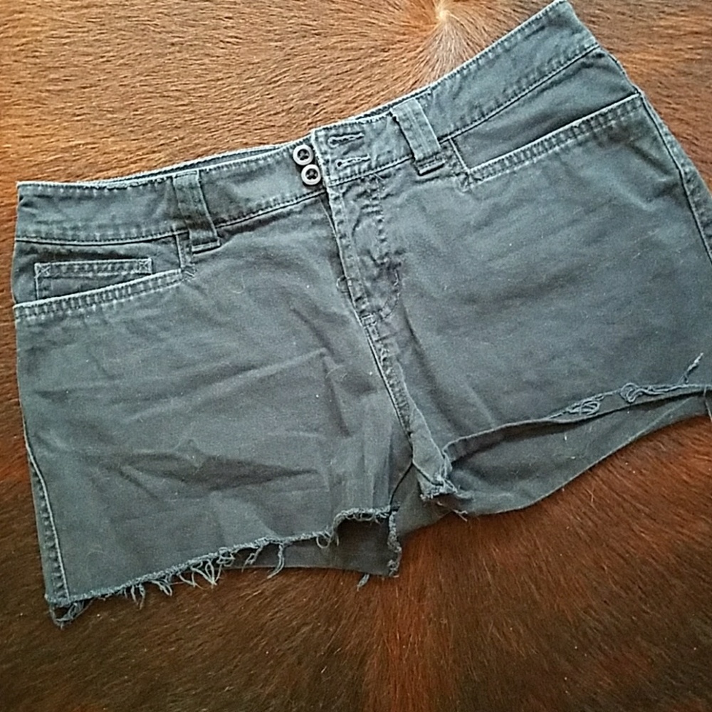 Abercrombie cutoff shorts