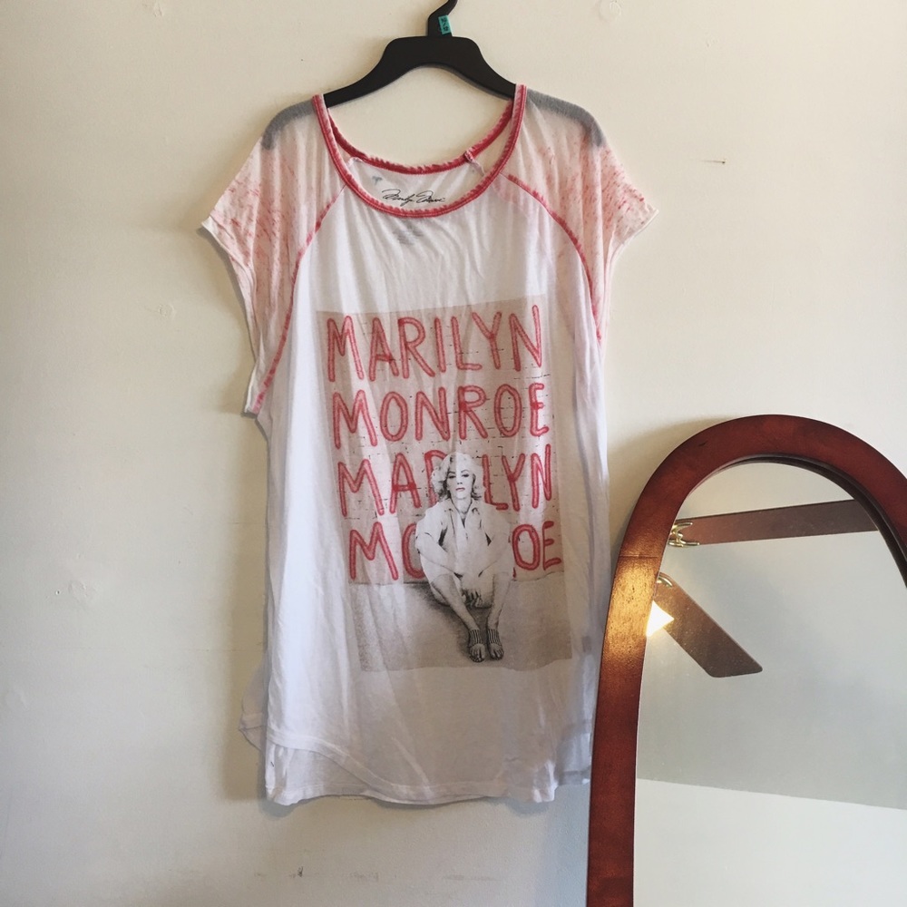 Marilyn Monroe || shirt