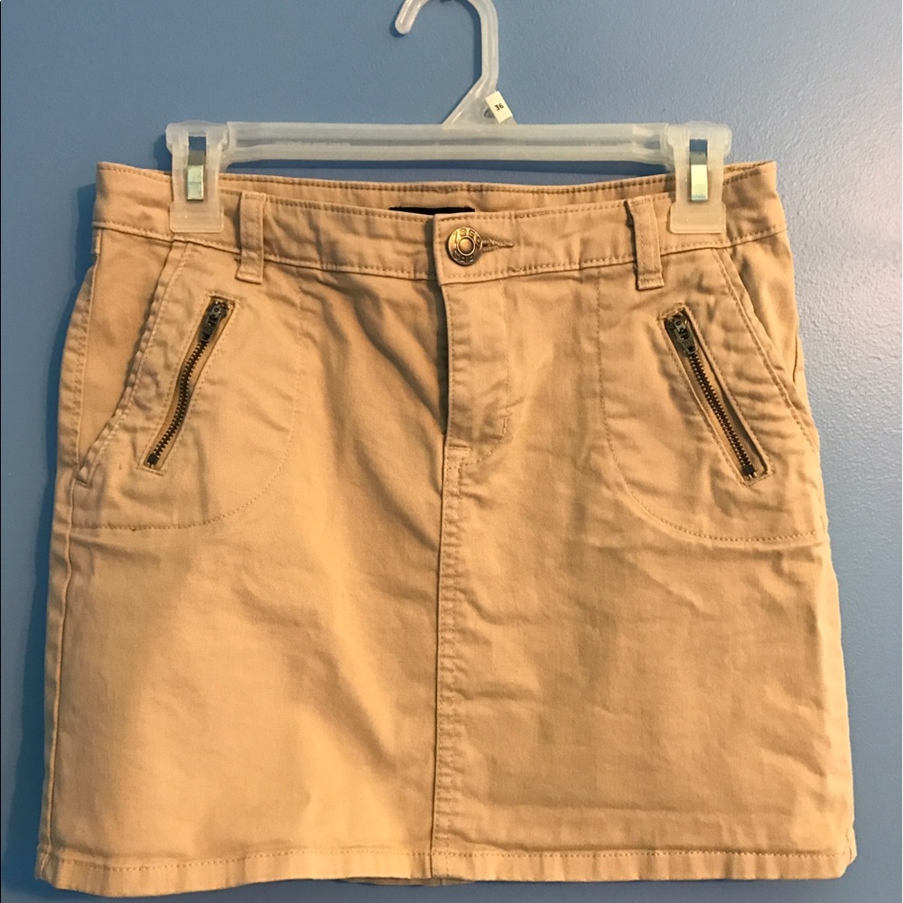 GAP Khaki Skirt