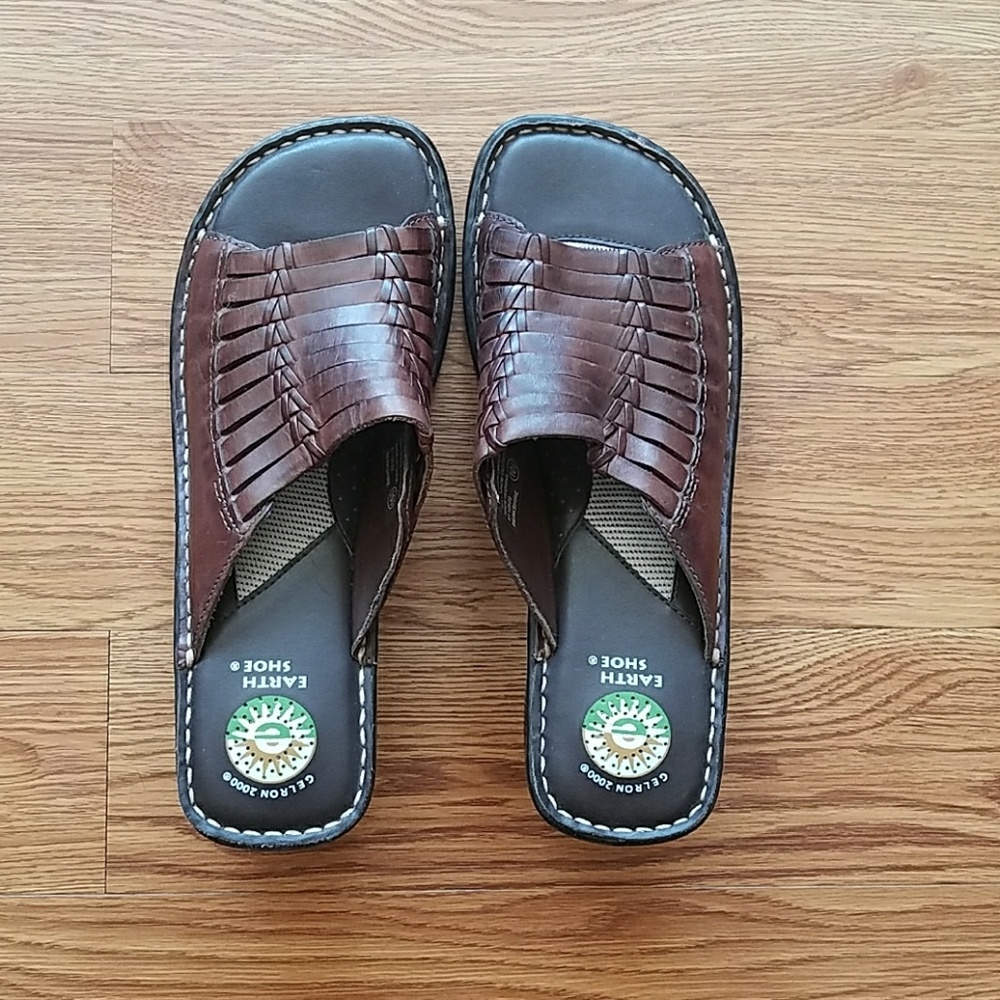 Earth Shoe Sandals