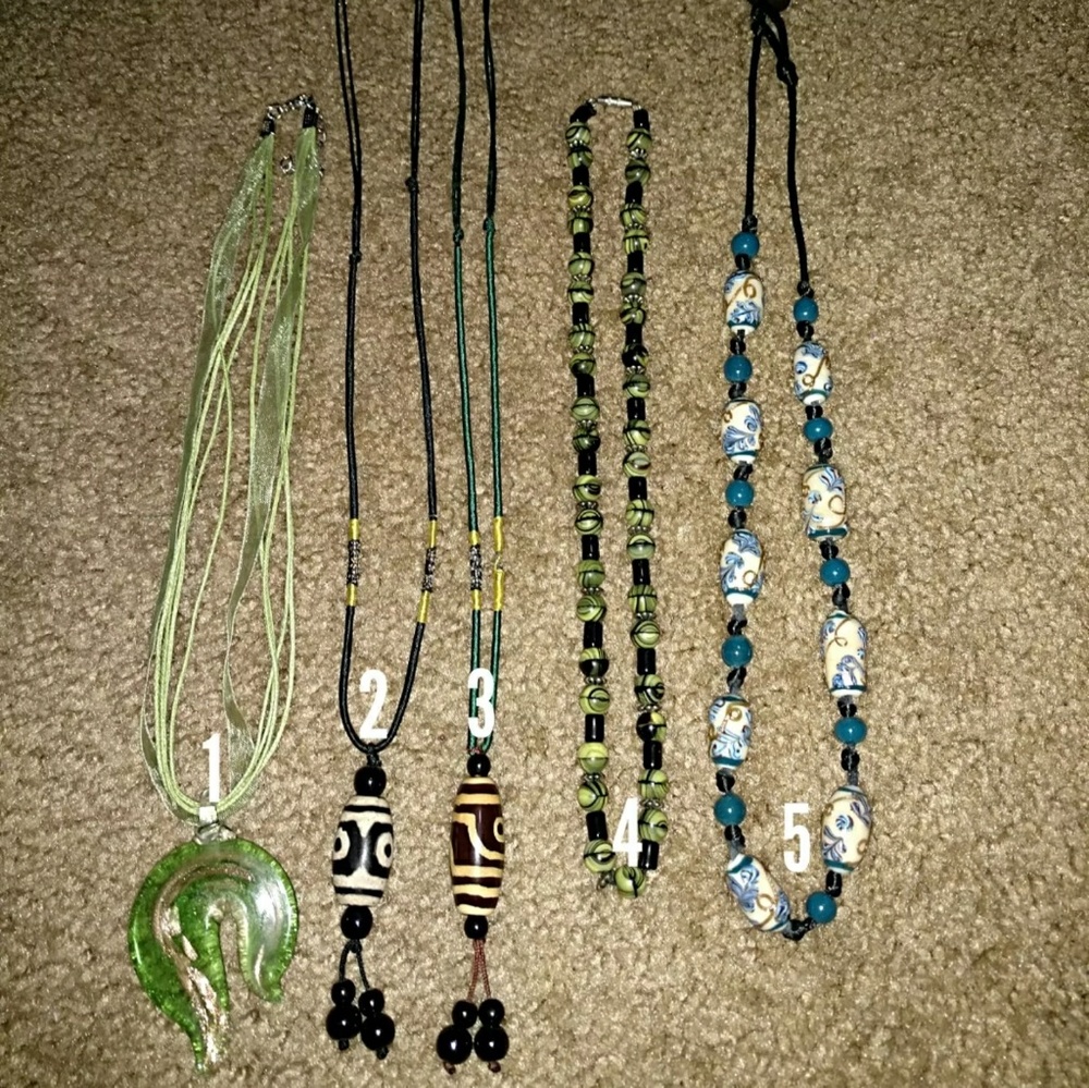 Necklaces - Picture 1 of 4