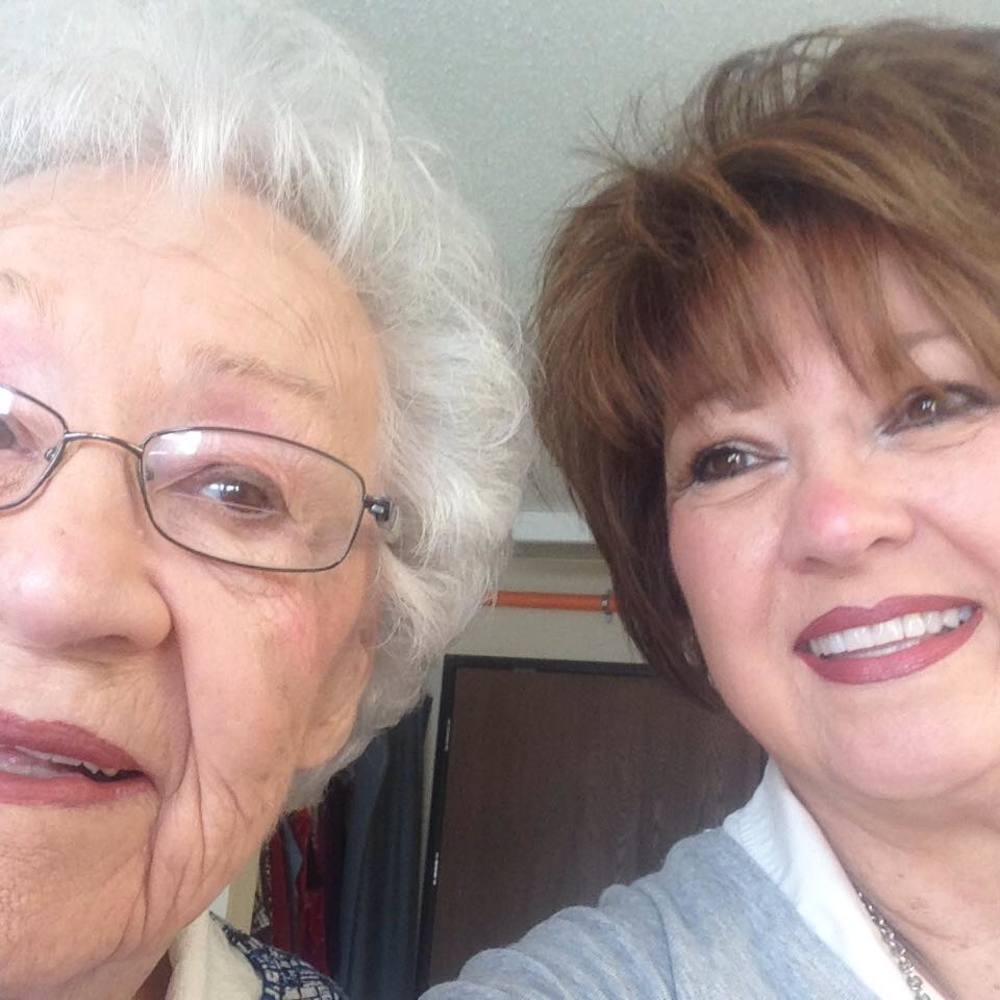 Meet your Posher, Dana shores