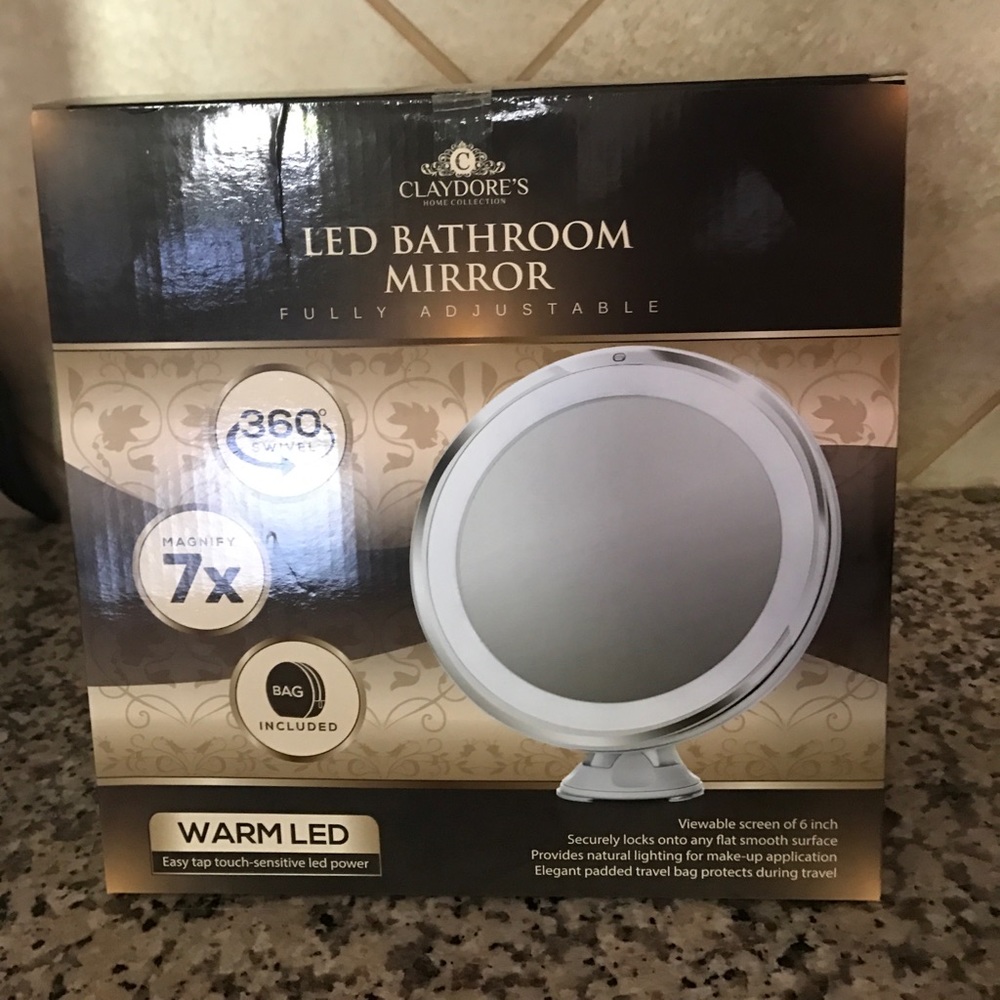 Claydore's LED Mirror