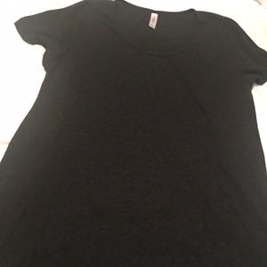 Lularoe dark gray classic tee