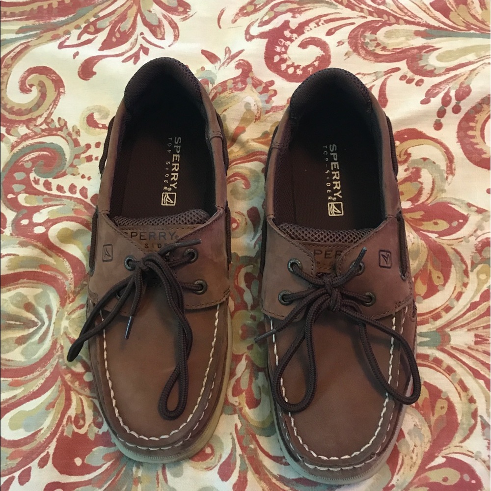 Sperrys, boys