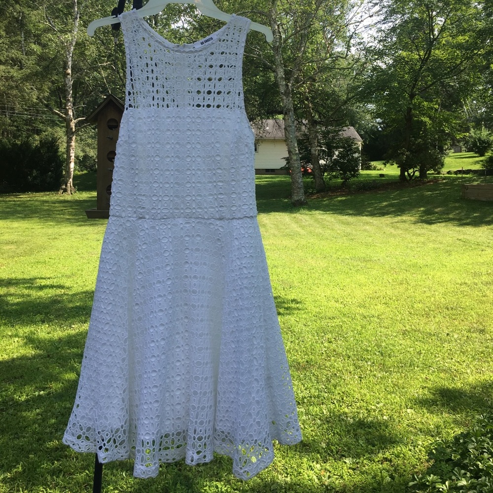 White lace dress